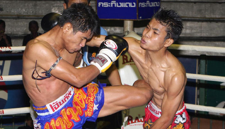 verkrachting Kapel Weigering Muay Thai Kickboxing, Thailand
