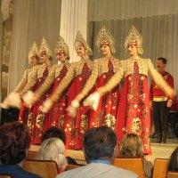 Folk Show of Traditional Russian Dancing & Singing at Nikolayevsky Palace