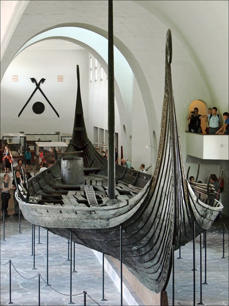 The Viking Ship Museum (Vikingskipshuset)